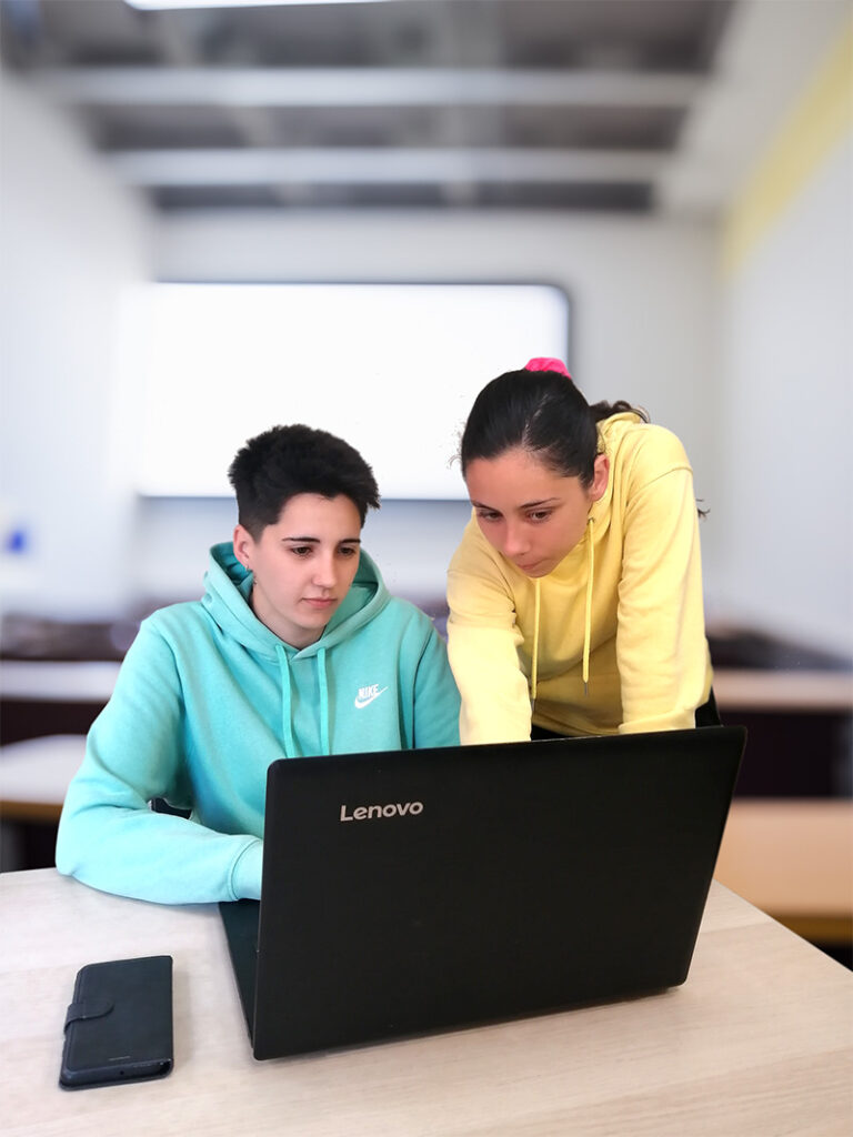 Irene y Gala. Valenciano Online.